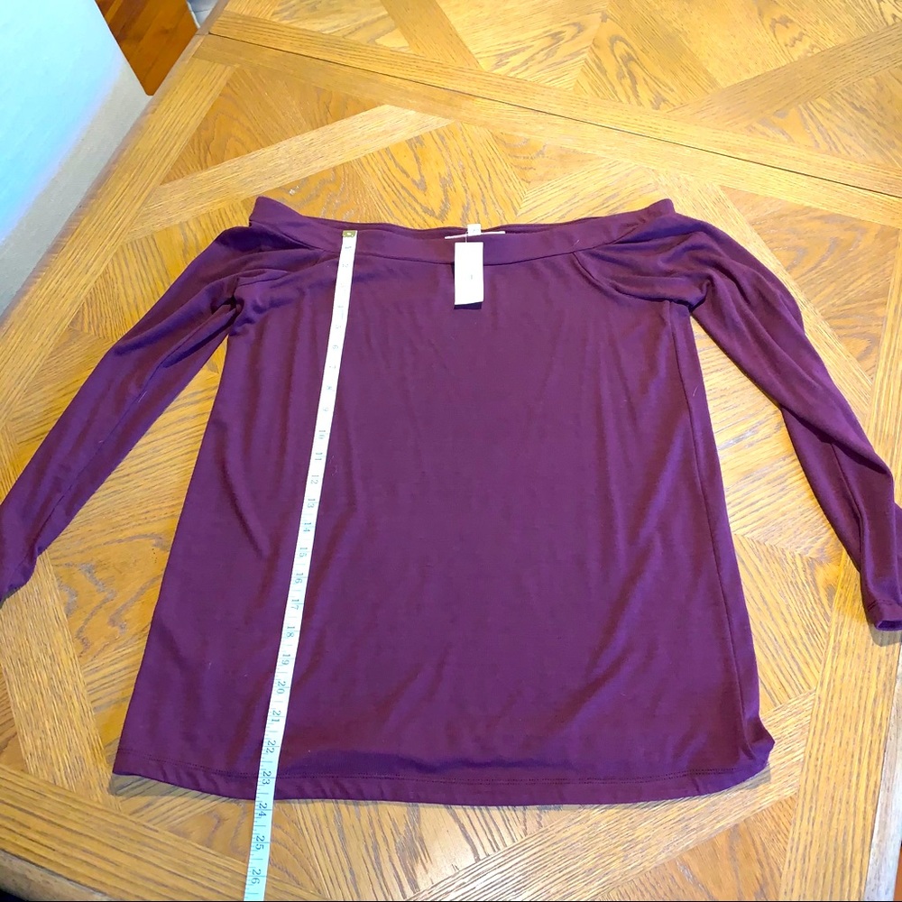 Off the shoulders top